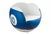 Sessel No. 10, kugelförmig, blau-weiß